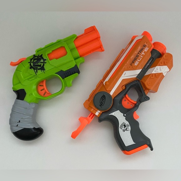 NERF Gun Set - Picture 1 of 4